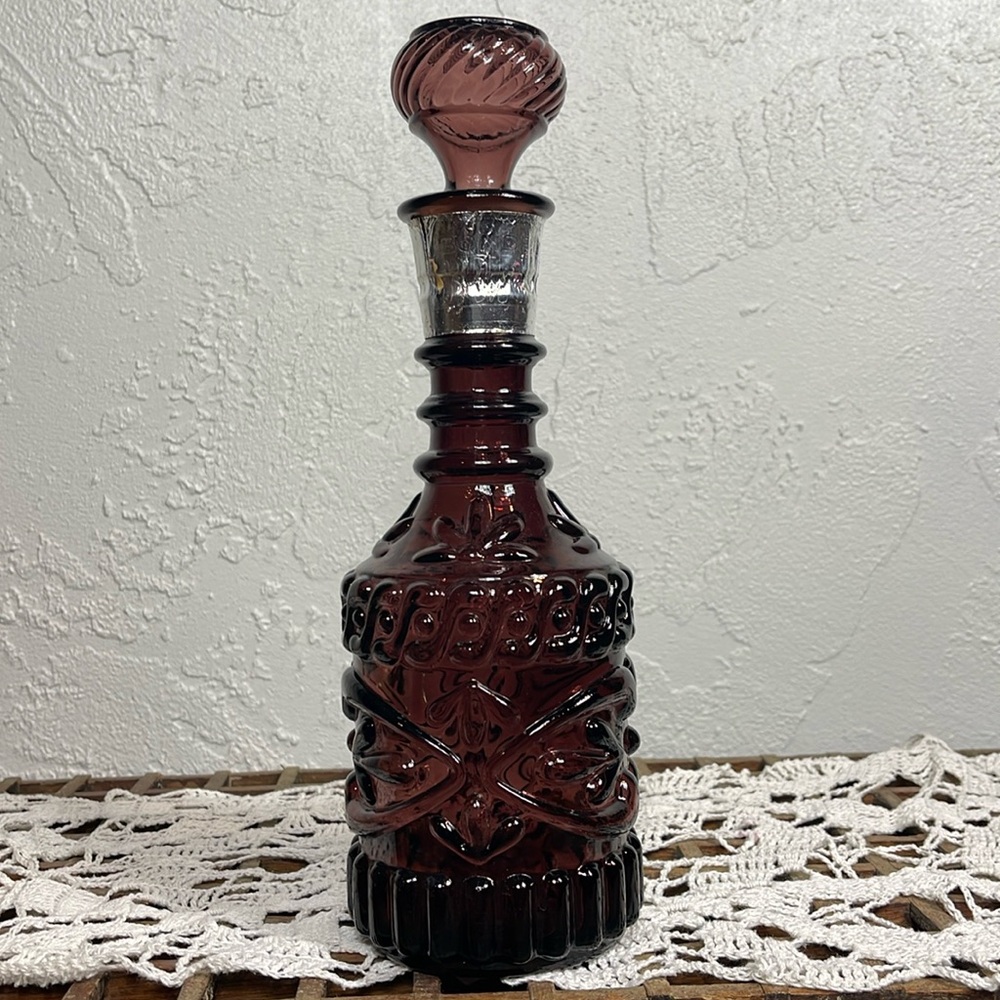 Vintage Jim Beam Amethyst Genie Bottle Decanter 1960s